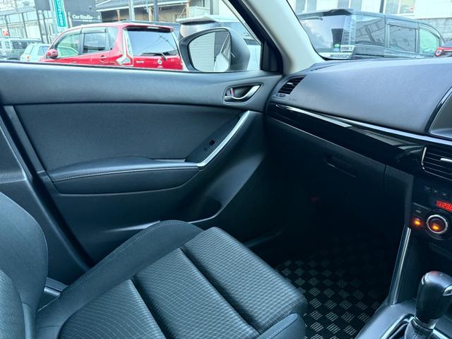 ＣＸ－５ ＸＤ　純正メモリーナビ　ＣＤ　ＤＶＤ　フルセグＴＶ　Ｂｌｕｅｔｏｏｔｈ対応　クルーズコントロール　　ＥＴＣ　純正１７インチＡＷ　ＲＶＭ（34枚目）