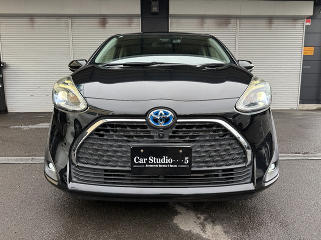 シエンタ ハイブリッド　ファンベースＧ　純正ＳＤナビゲーション　両側電動スライドドア　パノラミックビューモニター　クルーズコントロール　ＡＣ１００Ｖ・１５００Ｗ　運転席／助手席シートヒーター　ハンドルヒーター　ＵＳＢ給電　ドライブレコーダー（2枚目）