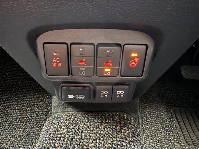 シエンタ ハイブリッド　ファンベースＧ　純正ＳＤナビゲーション　両側電動スライドドア　パノラミックビューモニター　クルーズコントロール　ＡＣ１００Ｖ・１５００Ｗ　運転席／助手席シートヒーター　ハンドルヒーター　ＵＳＢ給電　ドライブレコーダー（15枚目）