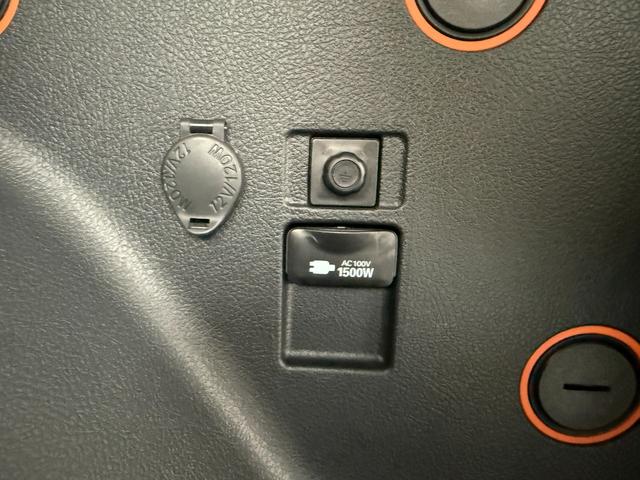シエンタ ハイブリッド　ファンベースＧ　純正ＳＤナビゲーション　両側電動スライドドア　パノラミックビューモニター　クルーズコントロール　ＡＣ１００Ｖ・１５００Ｗ　運転席／助手席シートヒーター　ハンドルヒーター　ＵＳＢ給電　ドライブレコーダー（43枚目）