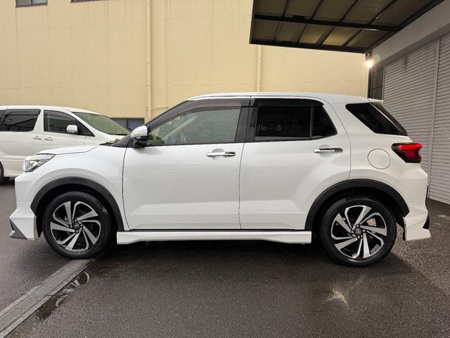 ライズ Ｚ　モデリスタフルエアロ　純正１７インチアルミホイール　ディスプレイオーディオ　ＴＶ有　運転席／助手席シートヒーター　パノラミックビューモニター　ＥＴＣ　オートクルーズコントロール　ドライブレコーダー（12枚目）