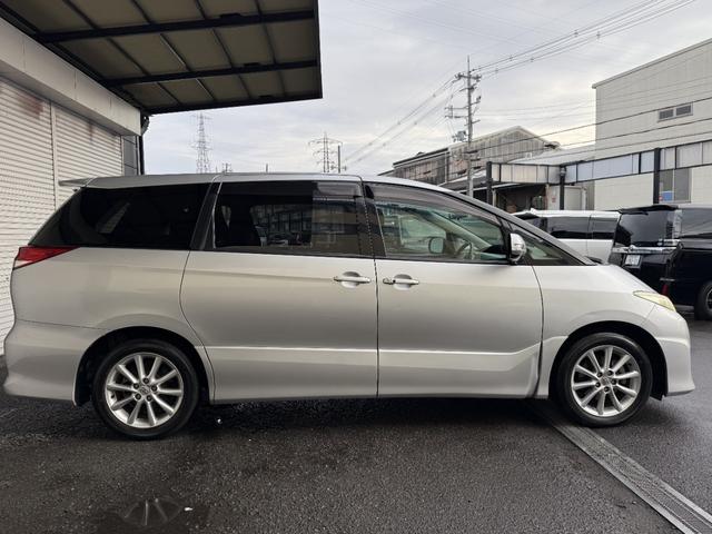 エスティマ アエラス　純正ＨＤＤナビゲーション　バックモニター　純正１７インチアルミホイール　純正後席モニター　ＥＴＣ　両側電動スライドドア（8枚目）