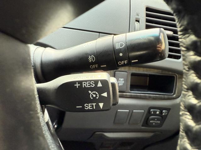 エスティマ アエラス　純正ＨＤＤナビゲーション　バックモニター　純正１７インチアルミホイール　純正後席モニター　ＥＴＣ　両側電動スライドドア（27枚目）