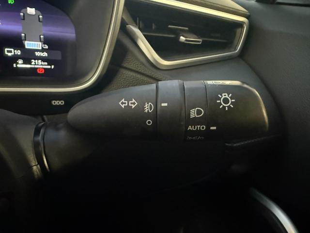 カローラクロス ハイブリッド　Ｚ　モデリスタフルエアロ　全周囲モニター　ディスプレイオーディオプラス　シートヒーター　ワイヤレススマホ充電　ドライブレコーダー　ＥＴＣ２．０　クルーズコントロール　パワーバックドア（31枚目）