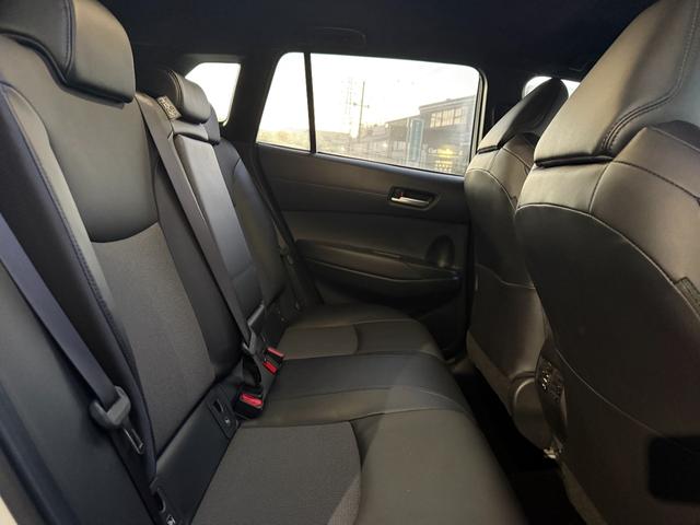 カローラクロス ハイブリッド　Ｚ　モデリスタフルエアロ　全周囲モニター　ディスプレイオーディオプラス　シートヒーター　ワイヤレススマホ充電　ドライブレコーダー　ＥＴＣ２．０　クルーズコントロール　パワーバックドア（42枚目）