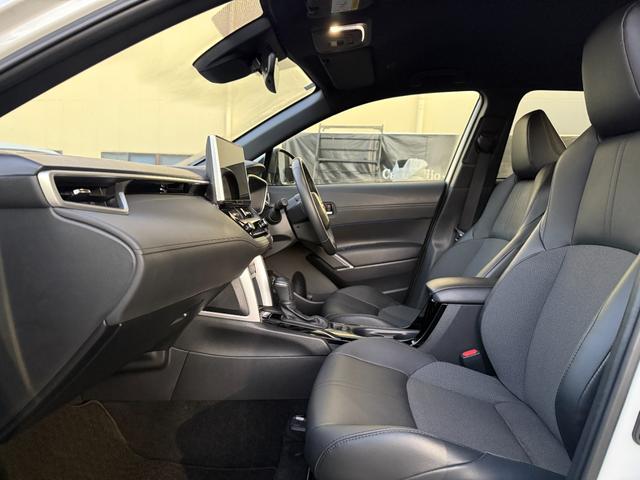 カローラクロス ハイブリッド　Ｚ　モデリスタフルエアロ　全周囲モニター　ディスプレイオーディオプラス　シートヒーター　ワイヤレススマホ充電　ドライブレコーダー　ＥＴＣ２．０　クルーズコントロール　パワーバックドア（50枚目）