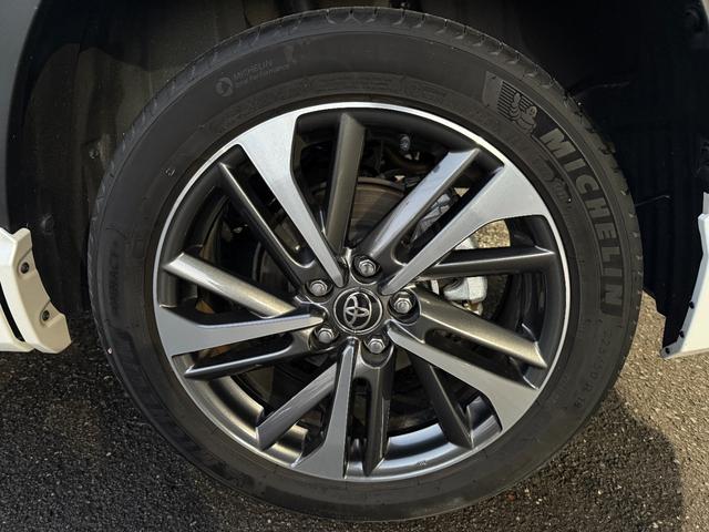 カローラクロス ハイブリッド　Ｚ　モデリスタフルエアロ　全周囲モニター　ディスプレイオーディオプラス　シートヒーター　ワイヤレススマホ充電　ドライブレコーダー　ＥＴＣ２．０　クルーズコントロール　パワーバックドア（58枚目）