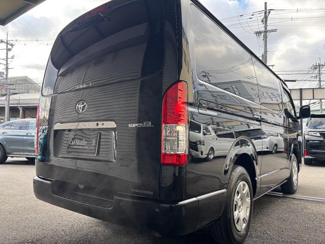 ハイエースバン スーパーＧＬ　ダークプライムＩＩ　純正７インチナビ　ＴＶ　ＣＤ／ＤＶＤ　Ｂｌｕｅｔｏｏｔｈ対応　パノラミックビューモニター　バックガイドモニター　後席モニター　前後ドラレコ　ＬＥＤヘッドライト　両側パワースライドドア　ＥＴＣ（52枚目）