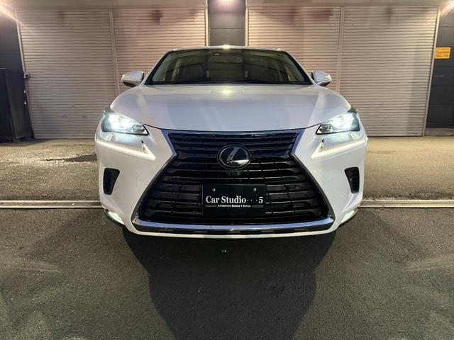 ＮＸ ＮＸ３００　バージョンＬ　サンルーフ　純正ナビ　ＴＶ　Ｂｌｕｅｔｏｏｔｈ対応　ミラーキャスト　バックガイドモニター　サイドモニター　ＥＴＣ　ドラレコ　　クルーズコントロール　運転席・助手席シートベンチレーション　　ＢＳＭ（2枚目）