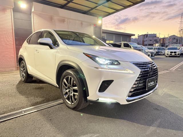 ＮＸ ＮＸ３００　バージョンＬ　サンルーフ　純正ナビ　ＴＶ　Ｂｌｕｅｔｏｏｔｈ対応　ミラーキャスト　バックガイドモニター　サイドモニター　ＥＴＣ　ドラレコ　　クルーズコントロール　運転席・助手席シートベンチレーション　　ＢＳＭ（3枚目）