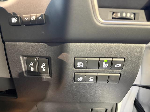 ＮＸ ＮＸ３００　バージョンＬ　サンルーフ　純正ナビ　ＴＶ　Ｂｌｕｅｔｏｏｔｈ対応　ミラーキャスト　バックガイドモニター　サイドモニター　ＥＴＣ　ドラレコ　　クルーズコントロール　運転席・助手席シートベンチレーション　　ＢＳＭ（32枚目）