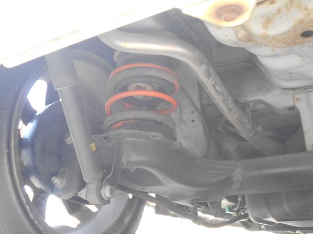 ミラ ＴＡスペシャル　５ＭＴ　車高調　アヒル商会リアアクスル　ＫＬＣエアロ　ムーブターボ用マフラー　ハベストサンルーフ　１４インチアルミ　ＲＥＣＡＲＯシートＸ２　カロッツェリアＤＶＤプレイヤー　ＬＥＤテール　集中ドアロック（13枚目）