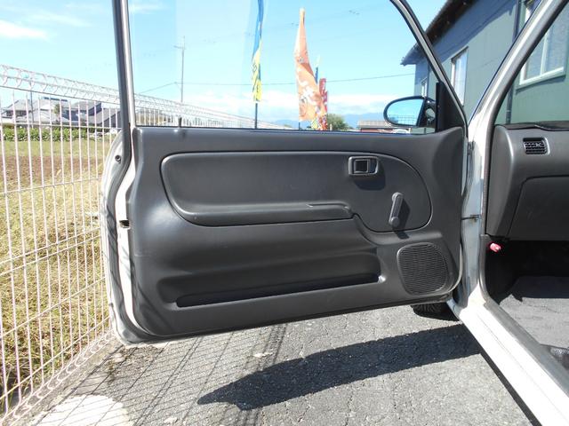 ミラ ＴＡスペシャル　５ＭＴ　車高調　アヒル商会リアアクスル　ＫＬＣエアロ　ムーブターボ用マフラー　ハベストサンルーフ　１４インチアルミ　ＲＥＣＡＲＯシートＸ２　カロッツェリアＤＶＤプレイヤー　ＬＥＤテール　集中ドアロック（29枚目）