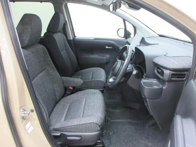 シエンタ ハイブリッドＺ　フルセグ　メモリーナビ　バックカメラ　衝突被害軽減システム　ＥＴＣ　ドラレコ　両側電動スライド　ＬＥＤヘッドランプ　乗車定員７人　３列シート（26枚目）