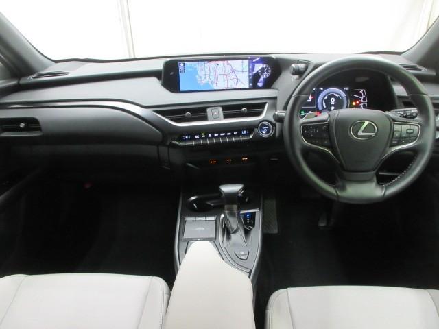 ＵＸ ＵＸ２５０ｈ　バージョンＣ　フルセグ　メモリーナビ　ＤＶＤ再生　バックカメラ　衝突被害軽減システム　ＥＴＣ　ＬＥＤヘッドランプ（6枚目）