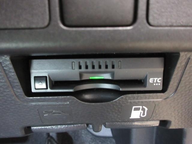 ＥＴＣ車載器付きです。高速道路の料金所もスムーズに通過できます。