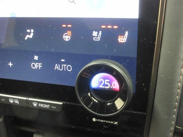 ヴェルファイアハイブリッド Ｚ　プレミア　革シート　サンルーフ　フルセグ　メモリーナビ　後席モニター　バックカメラ　衝突被害軽減システム　ＥＴＣ　ドラレコ　両側電動スライド　ＬＥＤヘッドランプ　乗車定員７人　３列シート（24枚目）