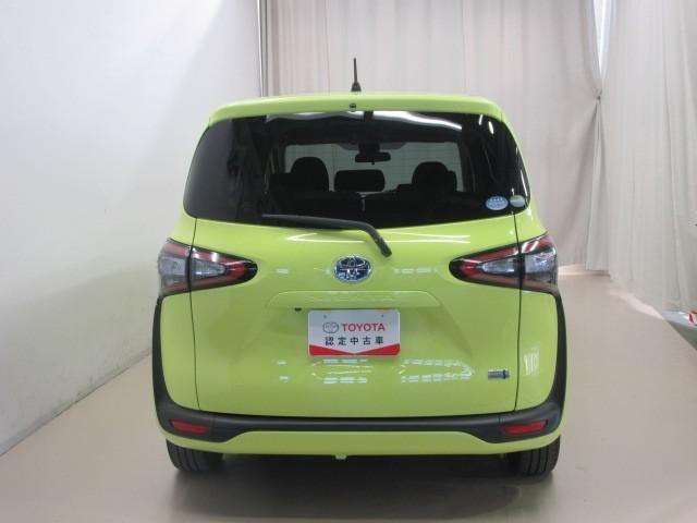 シエンタ ハイブリッドＧ　ワンセグ　メモリーナビ　バックカメラ　衝突被害軽減システム　ＥＴＣ　両側電動スライド　ＬＥＤヘッドランプ　乗車定員７人　３列シート（5枚目）