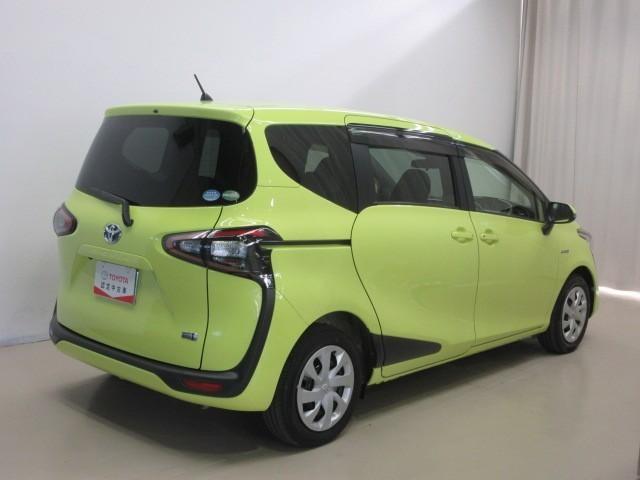 シエンタ ハイブリッドＧ　ワンセグ　メモリーナビ　バックカメラ　衝突被害軽減システム　ＥＴＣ　両側電動スライド　ＬＥＤヘッドランプ　乗車定員７人　３列シート（6枚目）