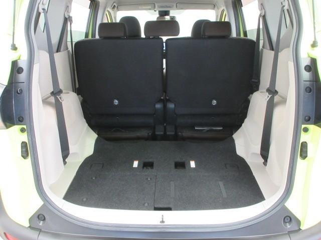 シエンタ ハイブリッドＧ　ワンセグ　メモリーナビ　バックカメラ　衝突被害軽減システム　ＥＴＣ　両側電動スライド　ＬＥＤヘッドランプ　乗車定員７人　３列シート（29枚目）