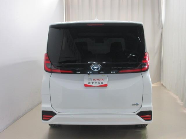 ノア ハイブリッドS-Z フルセグ メモリーナビ DVD再生 バックカメラ 衝突被害軽減システム ETC 両側電動スライド LEDヘッドランプ 乗車定員7人 3列シート(4枚目)