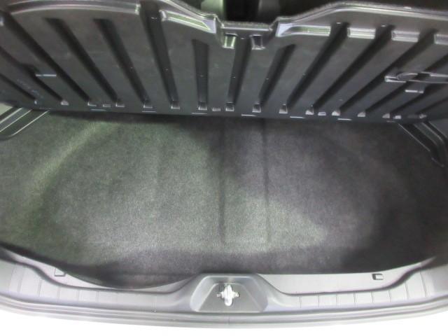 ノア ハイブリッドS-Z フルセグ メモリーナビ DVD再生 バックカメラ 衝突被害軽減システム ETC 両側電動スライド LEDヘッドランプ 乗車定員7人 3列シート(36枚目)