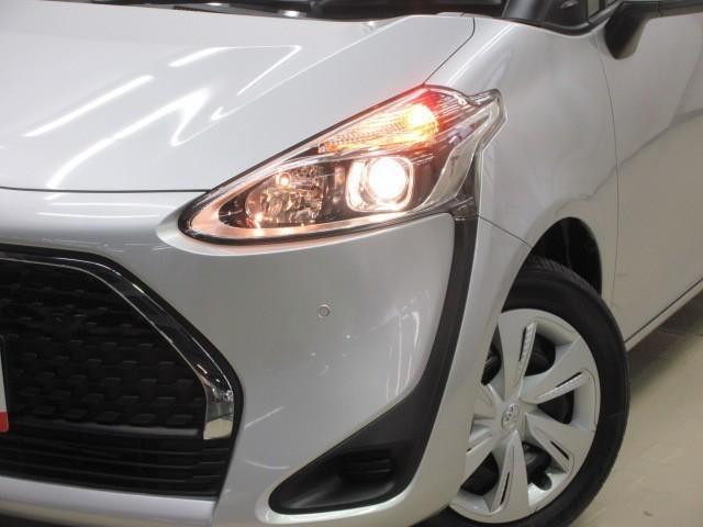 シエンタ ハイブリッド　ファンベースＸ　ワンセグ　メモリーナビ　バックカメラ　衝突被害軽減システム　ＥＴＣ　電動スライドドア（8枚目）