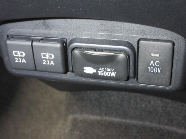 シエンタ ハイブリッド　ファンベースＸ　ワンセグ　メモリーナビ　バックカメラ　衝突被害軽減システム　ＥＴＣ　電動スライドドア（20枚目）