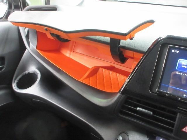 シエンタ ハイブリッド　ファンベースＸ　ワンセグ　メモリーナビ　バックカメラ　衝突被害軽減システム　ＥＴＣ　電動スライドドア（23枚目）