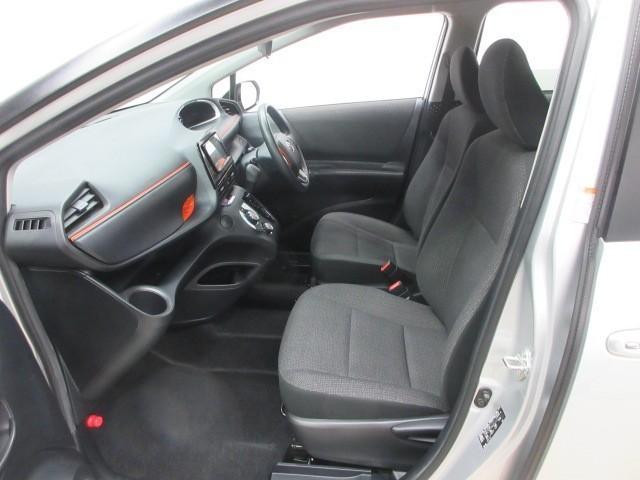 シエンタ ハイブリッド　ファンベースＸ　ワンセグ　メモリーナビ　バックカメラ　衝突被害軽減システム　ＥＴＣ　電動スライドドア（26枚目）