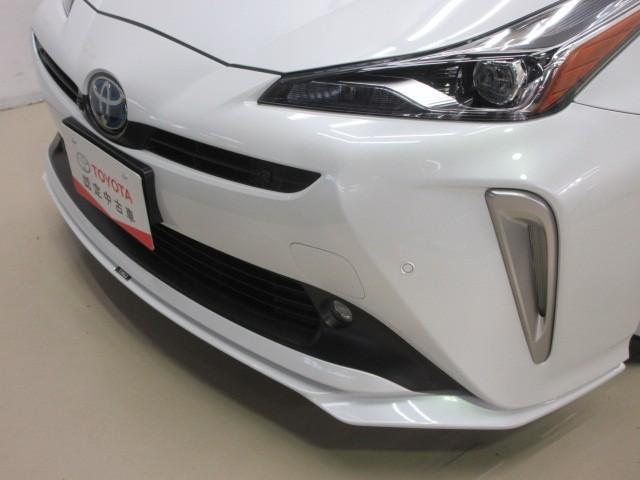 プリウス Ｓツーリングセレクション　フルセグ　メモリーナビ　ＤＶＤ再生　バックカメラ　衝突被害軽減システム　ＥＴＣ　ドラレコ　ＬＥＤヘッドランプ（8枚目）