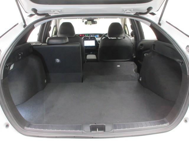 プリウス Ｓツーリングセレクション　フルセグ　メモリーナビ　ＤＶＤ再生　バックカメラ　衝突被害軽減システム　ＥＴＣ　ドラレコ　ＬＥＤヘッドランプ（34枚目）