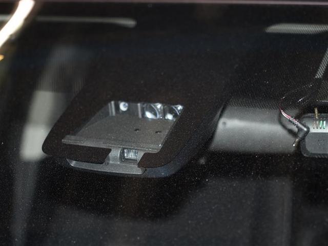 アクア Ｓスタイルブラック　フルセグ　メモリーナビ　ＤＶＤ再生　バックカメラ　衝突被害軽減システム　ＥＴＣ　ＬＥＤヘッドランプ　ワンオーナー　ＰＫＳＢ　クリアランスソナー　パノラミックビューモニター　オートマチックハイビーム（5枚目）