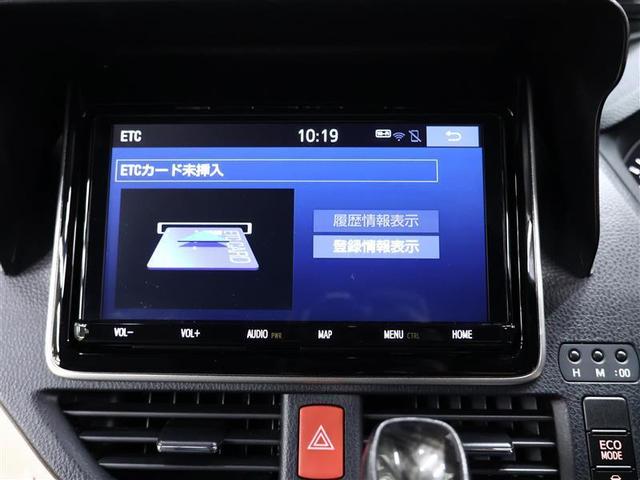 ノア Si ダブルバイビーIII フルセグ メモリーナビ DVD再生 後席モニター バックカメラ 衝突被害軽減システム ETC ドラレコ 両側電動スライド LEDヘッドランプ ウオークスルー 乗車定員7人 3列シート ワンオーナー(10枚目)