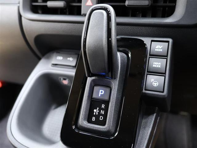 シエンタ ハイブリッドＺ　フルセグ　コネクティッドナビ対応プラス　後席モニター　バックカメラ　衝突被害軽減システム　ＥＴＣ　ドラレコ　両側電動スライド　ＬＥＤヘッドランプ　　乗車定員７人　３列シート　ワンオーナー　全周囲カメラ（19枚目）