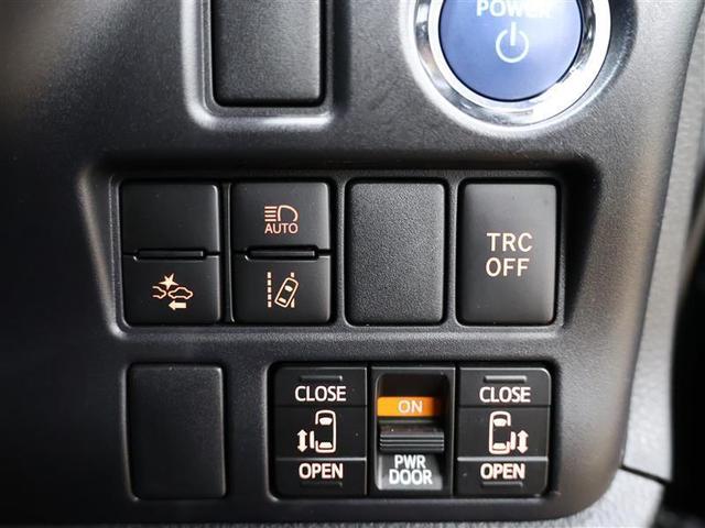 ヴォクシー ハイブリッドＺＳ　煌ＩＩＩ　フルセグ　メモリーナビ　ＤＶＤ再生　後席モニター　バックカメラ　衝突被害軽減システム　ＥＴＣ　両側電動スライド　ＬＥＤヘッドランプ　乗車定員７人　３列シート　ワンオーナー（8枚目）