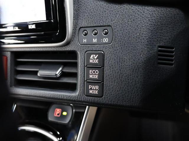 ヴォクシー ハイブリッドＺＳ　煌ＩＩＩ　フルセグ　メモリーナビ　ＤＶＤ再生　後席モニター　バックカメラ　衝突被害軽減システム　ＥＴＣ　両側電動スライド　ＬＥＤヘッドランプ　乗車定員７人　３列シート　ワンオーナー（19枚目）