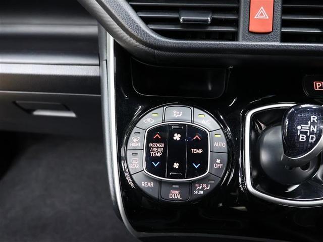 ヴォクシー ハイブリッドＺＳ　煌ＩＩＩ　フルセグ　メモリーナビ　ＤＶＤ再生　後席モニター　バックカメラ　衝突被害軽減システム　ＥＴＣ　両側電動スライド　ＬＥＤヘッドランプ　乗車定員７人　３列シート　ワンオーナー（20枚目）