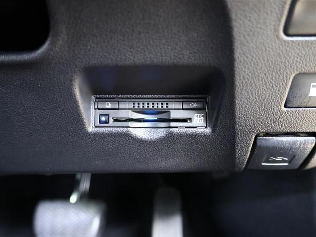 プリウスＰＨＶ Ａユーティリティプラス　フルセグ　メモリーナビ　バックカメラ　衝突被害軽減システム　ＥＴＣ　ＬＥＤヘッドランプ　ワンオーナー　フルエアロ（11枚目）