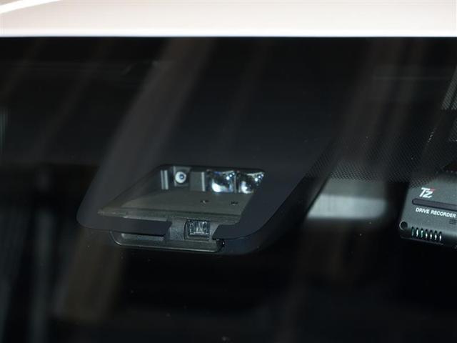 エスクァイア Ｘｉ　フルセグ　メモリーナビ　ＤＶＤ再生　バックカメラ　衝突被害軽減システム　ＥＴＣ　両側電動スライド　ＬＥＤヘッドランプ　ウオークスルー　乗車定員７人　３列シート　アイドリングストップ（5枚目）