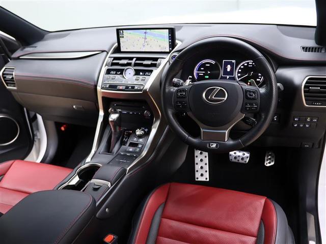ＮＸ ＮＸ３００ｈ　Ｆスポーツ　革シート　サンルーフ　４ＷＤ　フルセグ　メモリーナビ　ＤＶＤ再生　バックカメラ　衝突被害軽減システム　ＥＴＣ　ドラレコ　ＬＥＤヘッドランプ（5枚目）