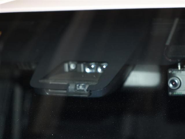 ヴォクシー ハイブリッドZS フルセグ メモリーナビ DVD再生 バックカメラ 衝突被害軽減システム PKSB ETC 両側電動スライド LEDヘッドランプ 乗車定員7人 3列シート ワンオーナー(5枚目)