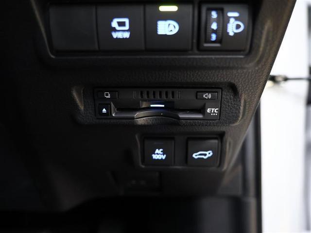 カローラクロス ハイブリッド　Ｚ　元試乗車　フルセグ　メモリーナビ　バックカメラ　衝突被害軽減システム　ＥＴＣ　ドラレコ　ＬＥＤヘッドランプ　ワンオーナー　給電機能１５００Ｗ　パノラミックビューモニター　パノラマルーフ（12枚目）