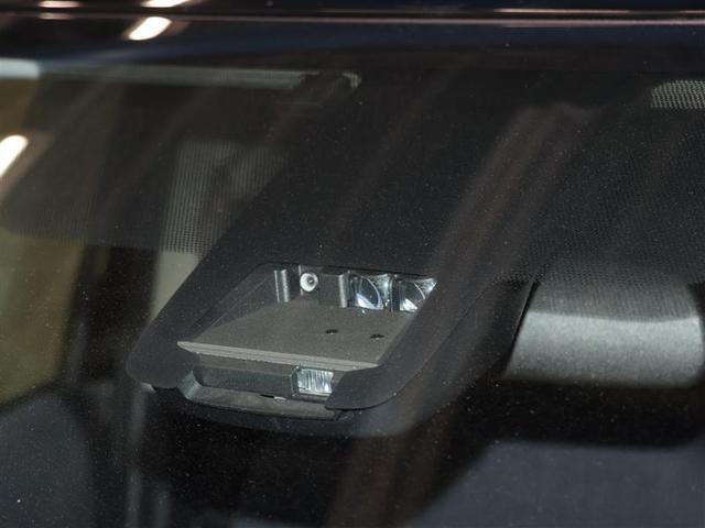 シエンタ ハイブリッドＧ　フルセグ　メモリーナビ　ＤＶＤ再生　後席モニター　バックカメラ　衝突被害軽減システム　ＥＴＣ　両側電動スライド　ＬＥＤヘッドランプ　ウオークスルー　乗車定員７人　３列シート　ワンオーナー（7枚目）