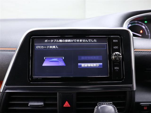 シエンタ ハイブリッドＧ　フルセグ　メモリーナビ　ＤＶＤ再生　後席モニター　バックカメラ　衝突被害軽減システム　ＥＴＣ　両側電動スライド　ＬＥＤヘッドランプ　ウオークスルー　乗車定員７人　３列シート　ワンオーナー（10枚目）