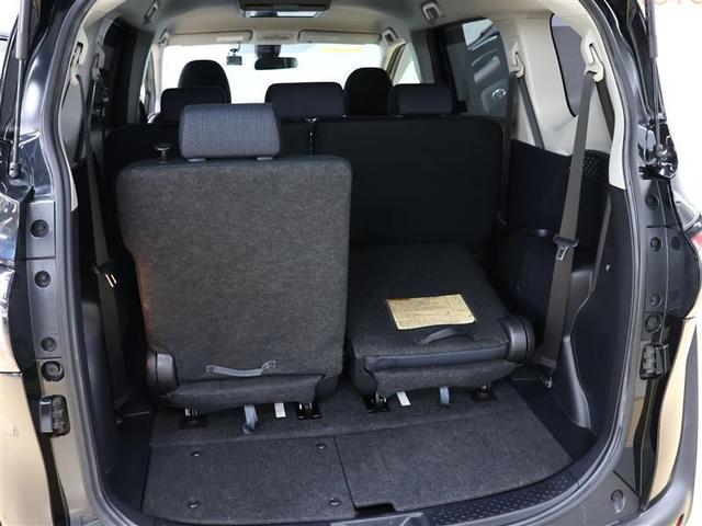 シエンタ ハイブリッドＧ　フルセグ　メモリーナビ　ＤＶＤ再生　後席モニター　バックカメラ　衝突被害軽減システム　ＥＴＣ　両側電動スライド　ＬＥＤヘッドランプ　ウオークスルー　乗車定員７人　３列シート　ワンオーナー（24枚目）