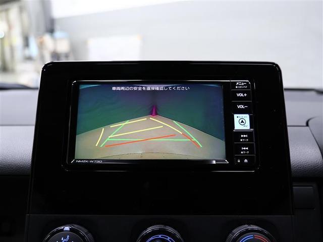 シエンタ Ｘ　フルセグ　メモリーナビ　ＤＶＤ再生　バックカメラ　衝突被害軽減システム　ＥＴＣ　電動スライドドア　ＬＥＤヘッドランプ　ウオークスルー　ワンオーナー（11枚目）