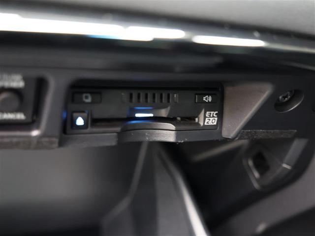 クラウンハイブリッド ＲＳアドバンス　革シート　フルセグ　メモリーナビ　ＤＶＤ再生　バックカメラ　衝突被害軽減システム　ＥＴＣ　ＬＥＤヘッドランプ　ＰＫＳＢ　ＲＣＤ　全周囲カメラ　ＰＫＳＢ　電子インナーミラー（13枚目）