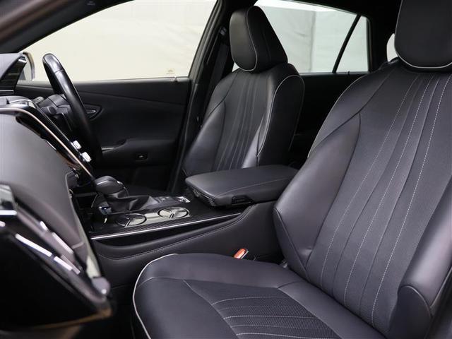 クラウンハイブリッド ＲＳアドバンス　革シート　フルセグ　メモリーナビ　ＤＶＤ再生　バックカメラ　衝突被害軽減システム　ＥＴＣ　ＬＥＤヘッドランプ　ＰＫＳＢ　ＲＣＤ　全周囲カメラ　ＰＫＳＢ　電子インナーミラー（30枚目）