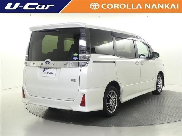 ヴォクシー ハイブリッドZS 煌III フルセグ メモリーナビ DVD再生 バックカメラ 衝突被害軽減システム ETC 両側電動スライド LEDヘッドランプ 乗車定員7人 3列シート ワンオーナー フルエアロ(3枚目)